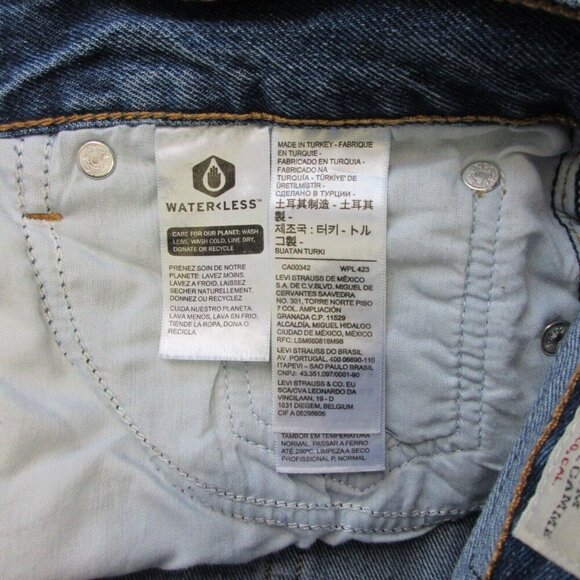 Levi's Premium Women 32 Wedgie Straight Jeans Distressed Raw Hem Button Fly 646 - Picture 5 of 14